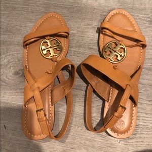 Tory Burch Size 7 Tan sandals